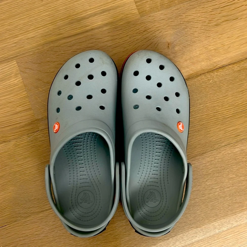 Crocs - Picture 1 of 3